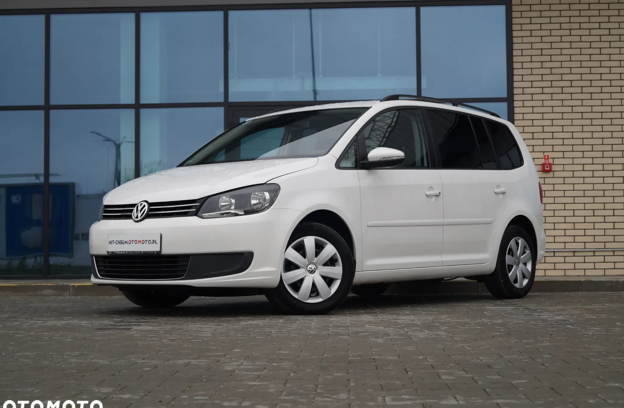 lubelskie Volkswagen Touran cena 28400 przebieg: 239000, rok produkcji 2012 z Myślibórz